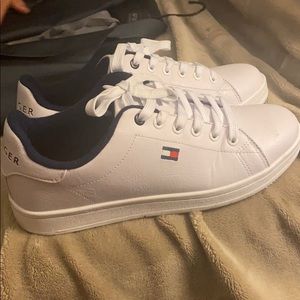 Tommy Hilfiger sneakers